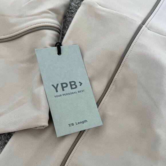 Abercrombie YPB Cream/Gray Stripe Set - Picture 2 of 3